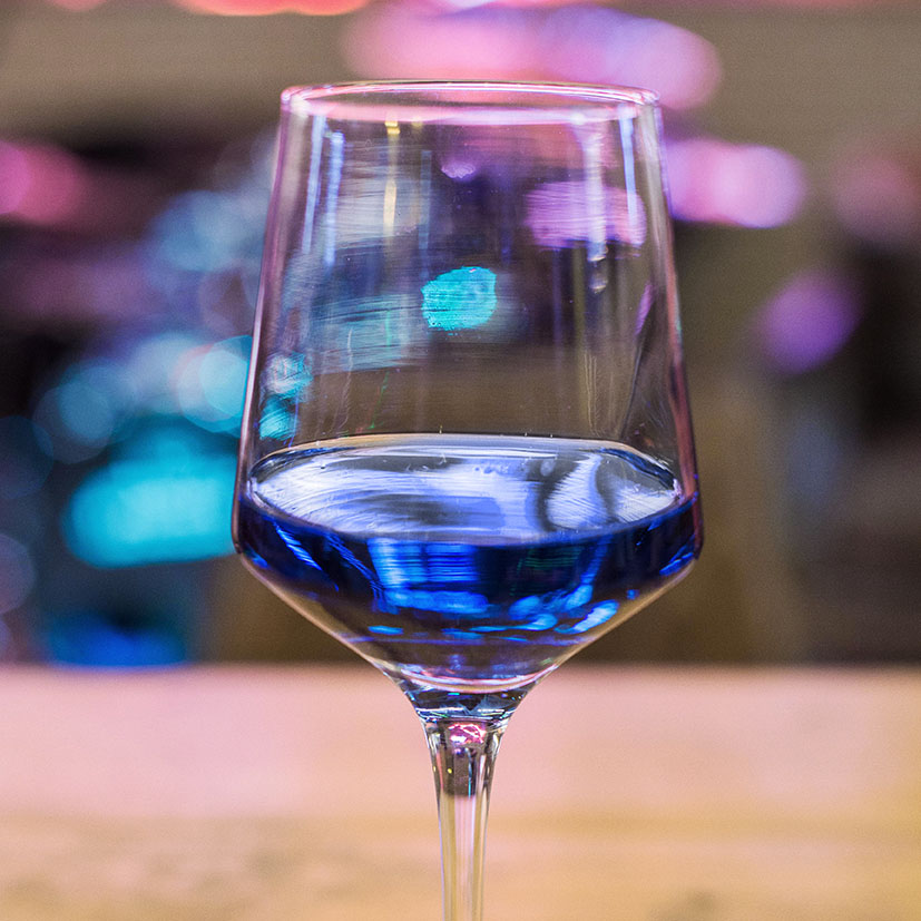 進口西班牙gik藍色葡萄酒代理銷售,Gik Blue Wine代理銷售,藍色葡萄酒代理銷售,Gik藍色葡萄酒代理銷售, Gik台灣進口商,Gik藍色葡萄酒代理商.